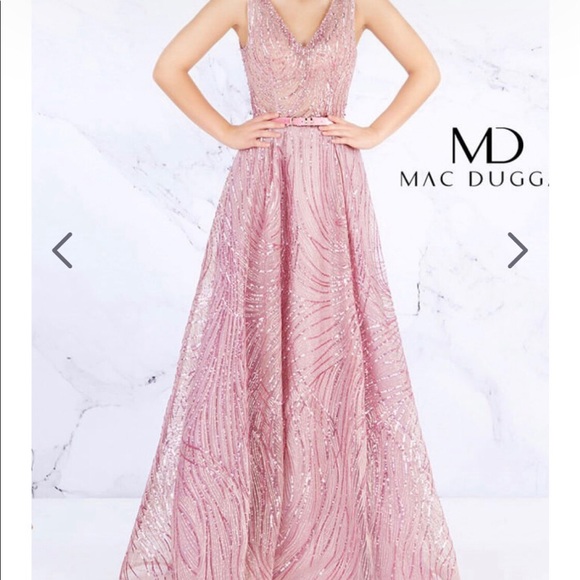 Mac duggal Swirl Sequin Gown 8 - Picture 1 of 12